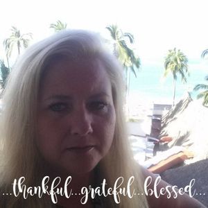 Meet your Posher, Christy